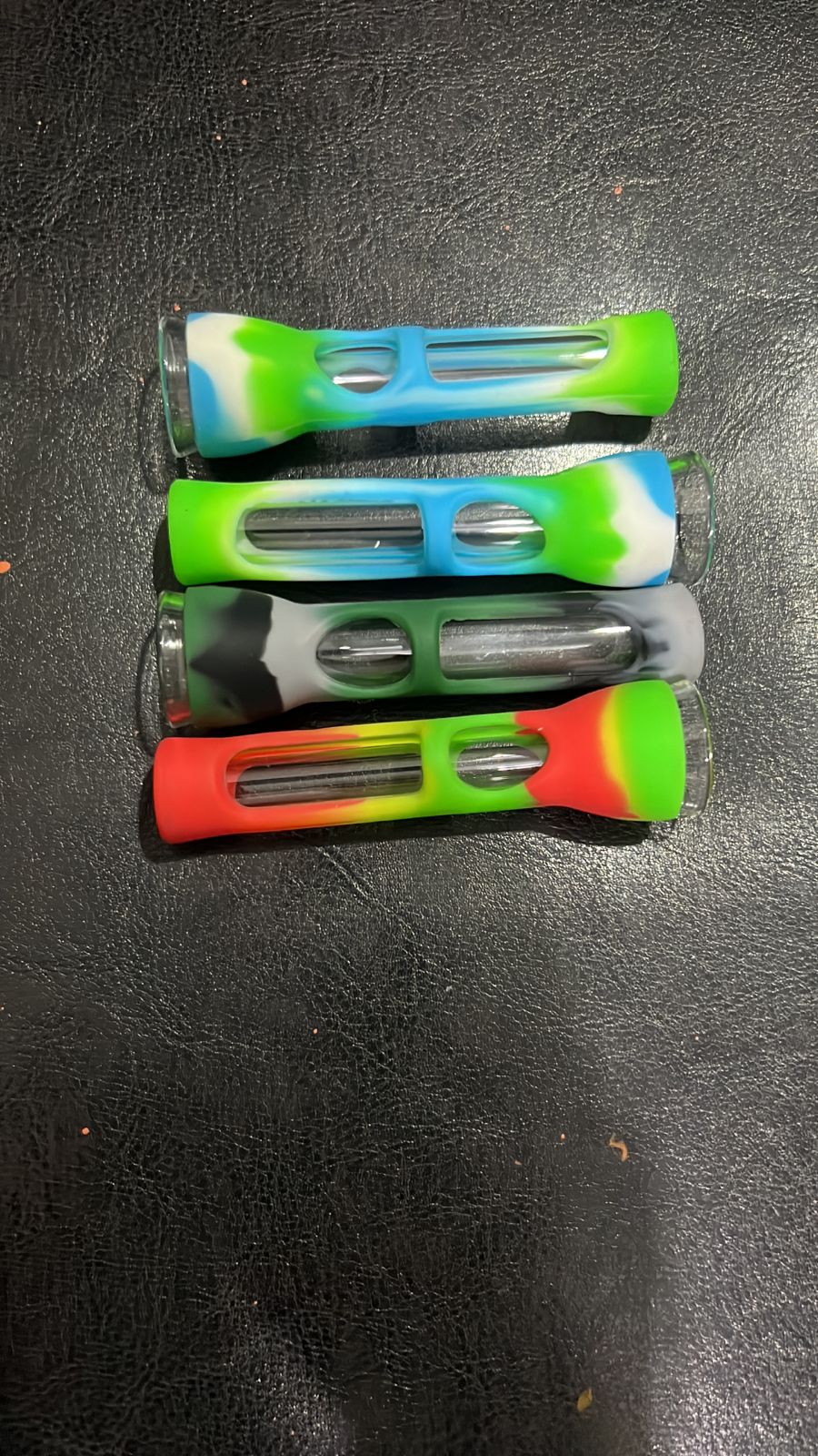 BAGS OF SILICONE CHILLUM PIPE JT