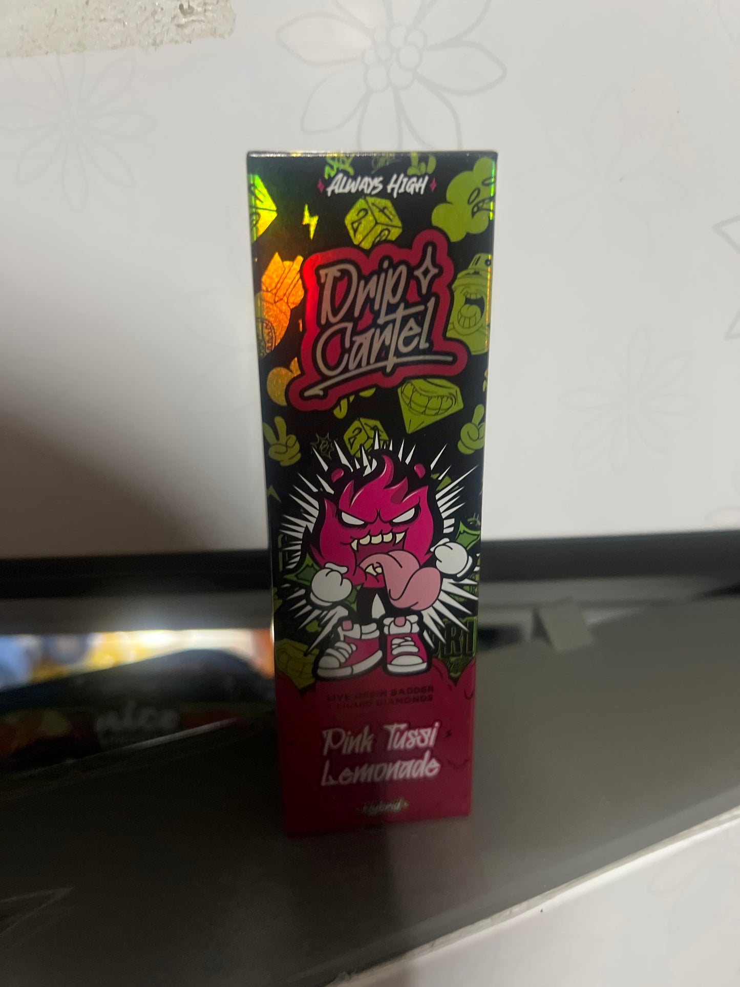 DRIP CARTEL - DESECHABLE 1.1G (HYBRID) LIQUID DIAMONDS- PINK TUSSI LEMONADE -