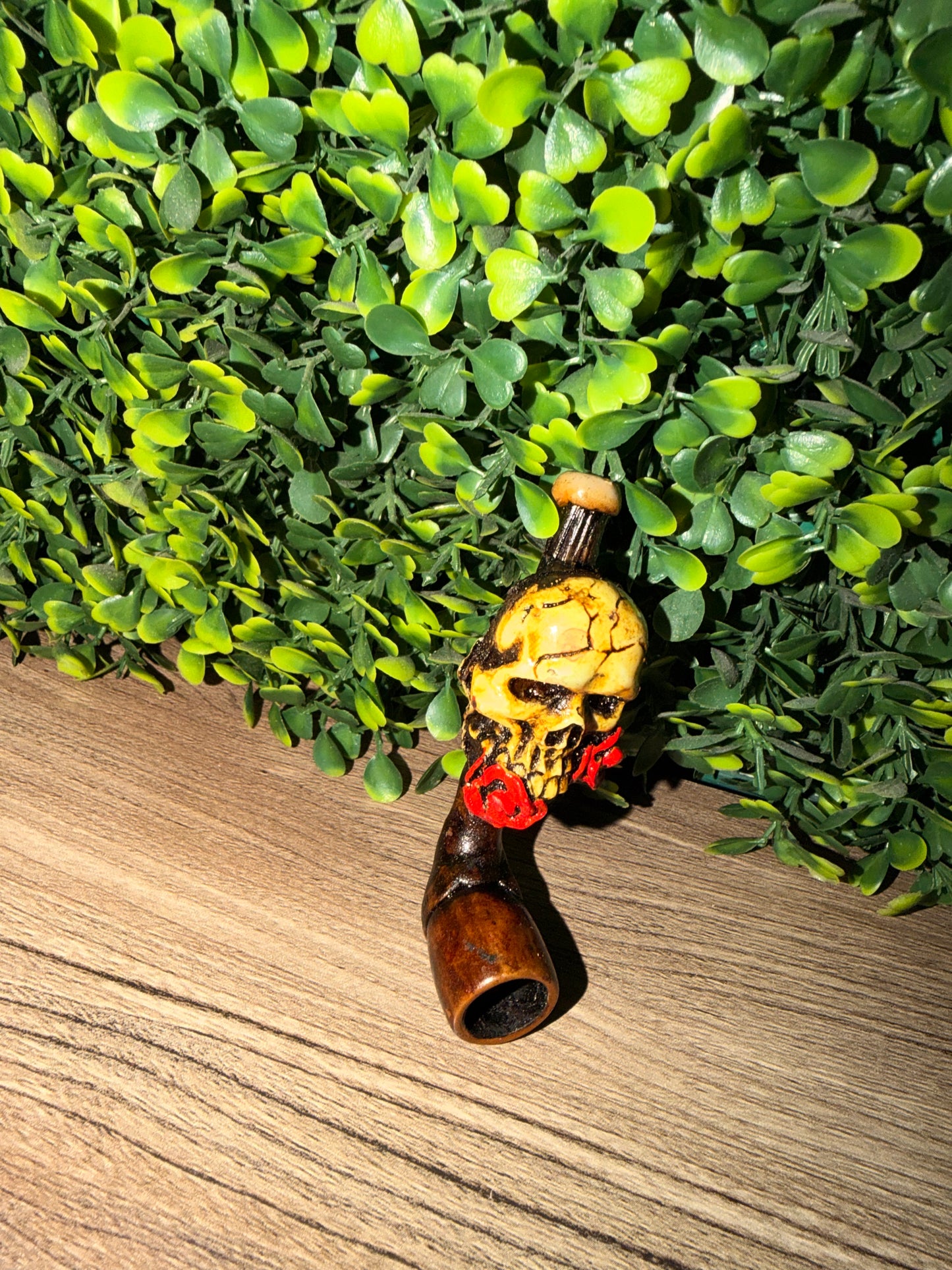 HAND CRAFTED MINI PIPE - ROSE SKULL