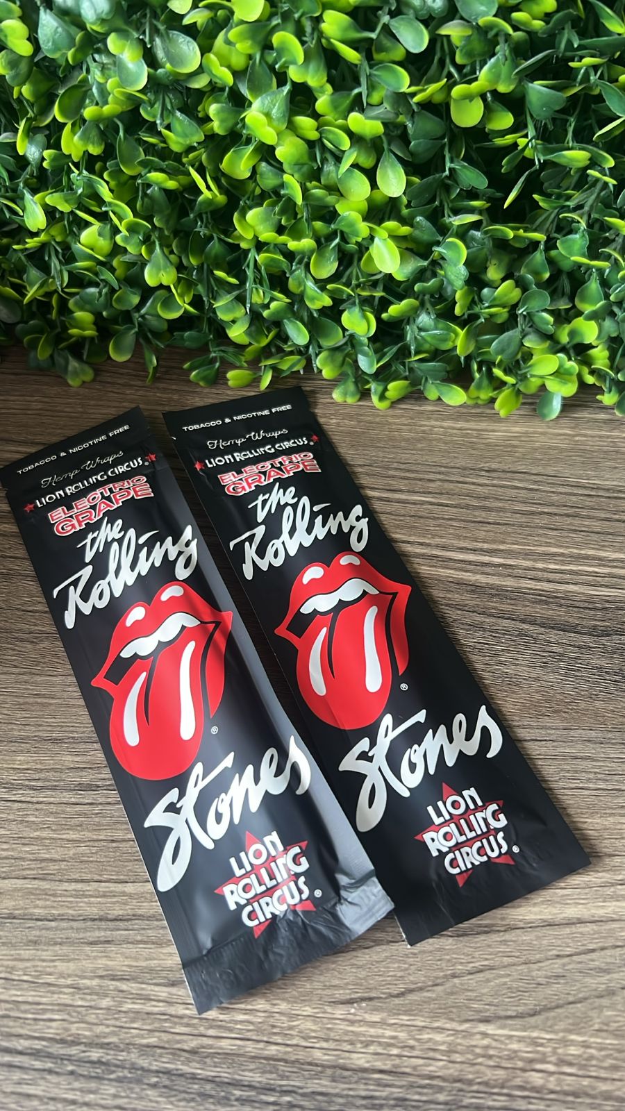 LION ROLLING CIRCUS HEMP WRAP ROLLING STONES ELECTRIC GRAPE
