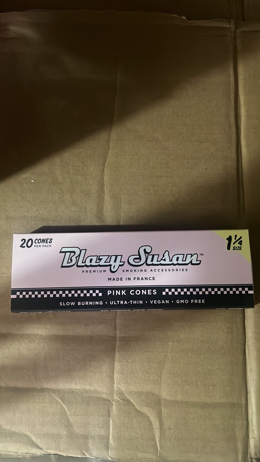 BLAZY SUSAN CAJA CON 20 CONOS ROSAS 11/4 (12 PCS)