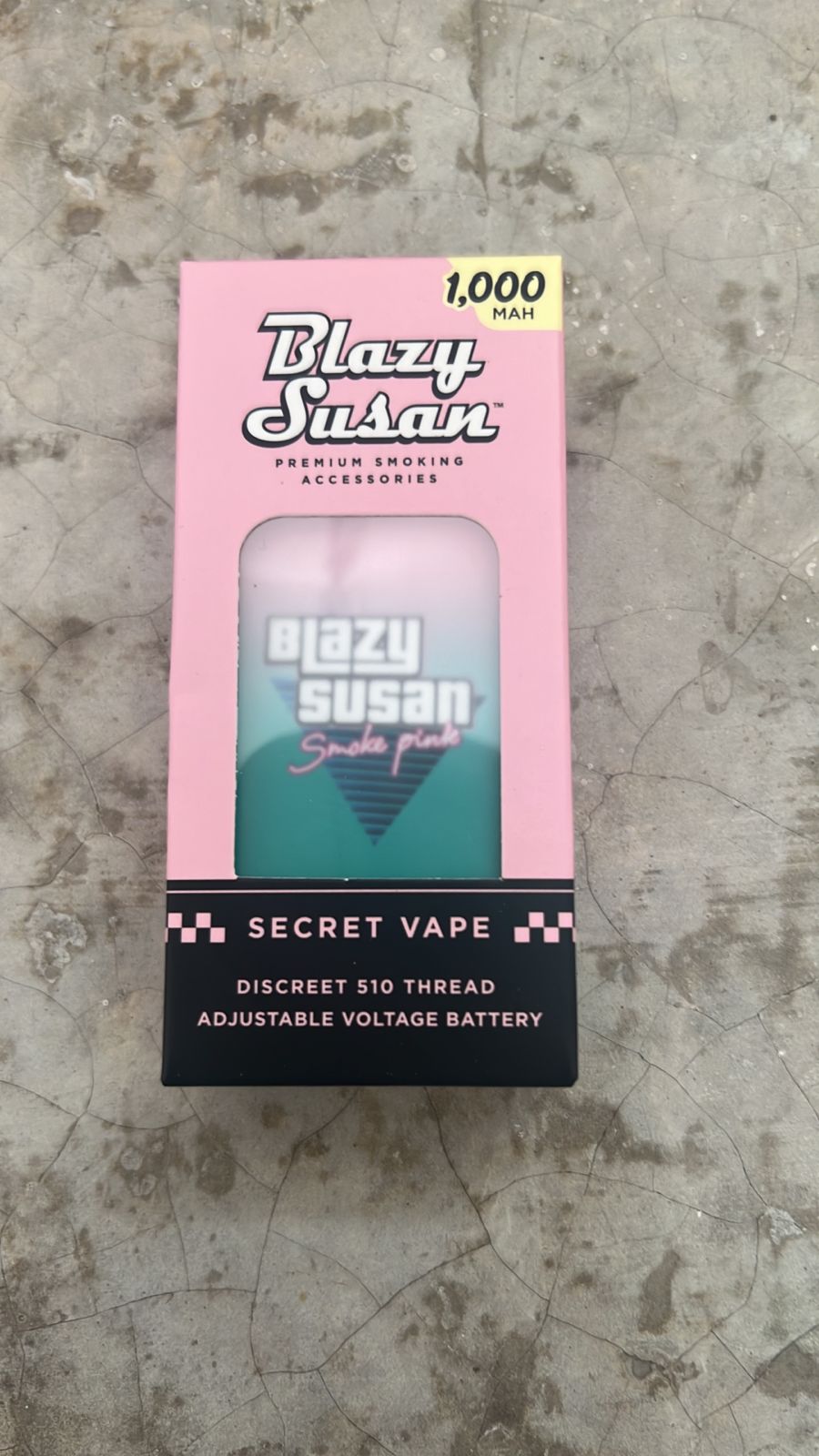 BLAZY SUSAN BATERY SECRET VAPE