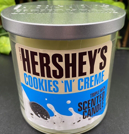 SCENTED CANDLE HERSHEYS COOKIES N CREAM